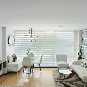 Like A With Balcony - 7th Floor - Parking - Gym Apartment
